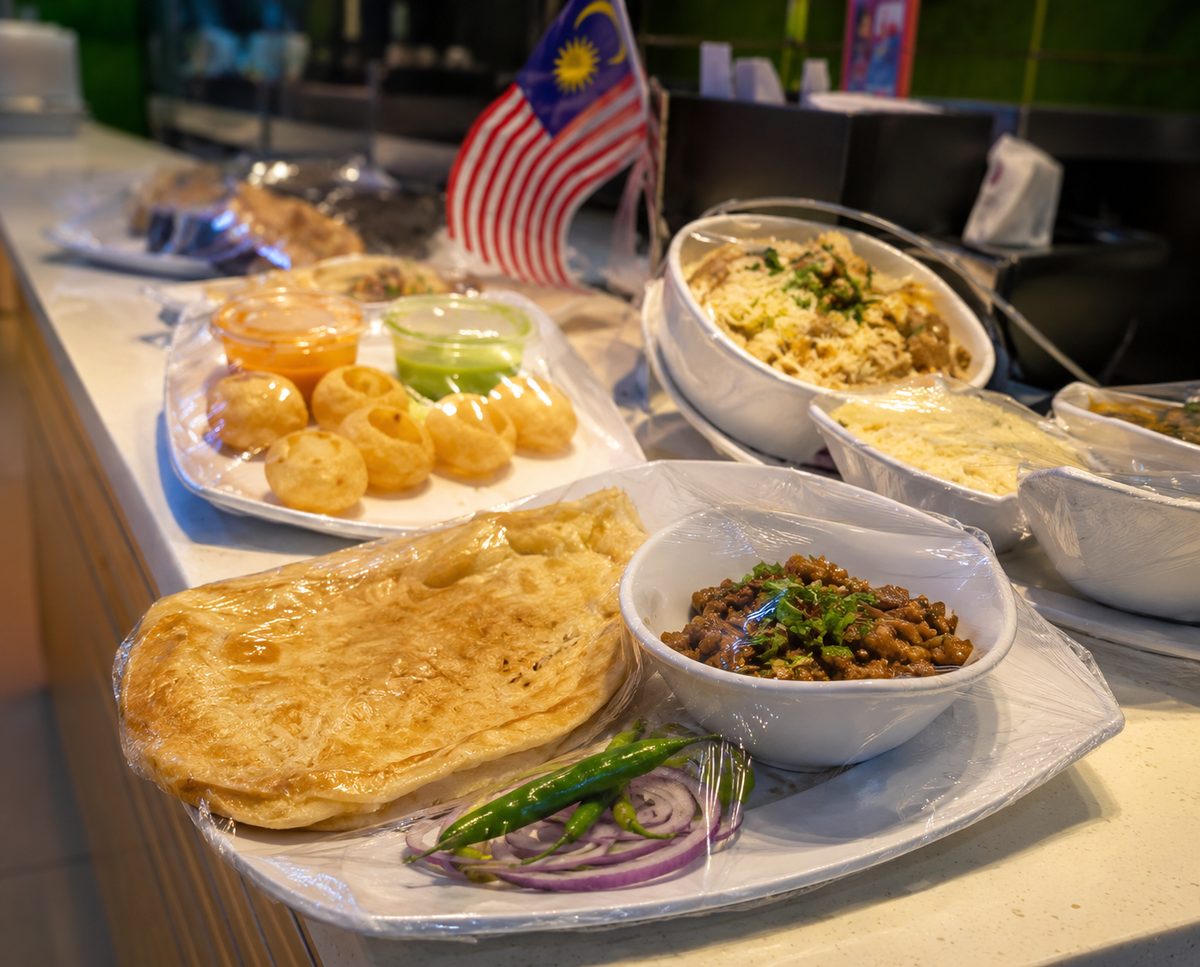 North Indian dishes on display at the Jalan Chandni Chowk counter, NU Sentral Kuala Lumpur
